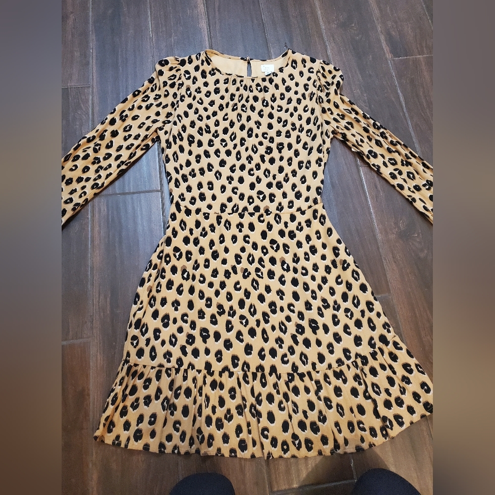 Leopard print long sleeve knee length dress size Xs by A New Day brand